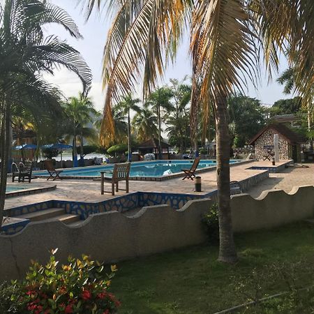 Akosombo Continental Hotel Dış mekan fotoğraf