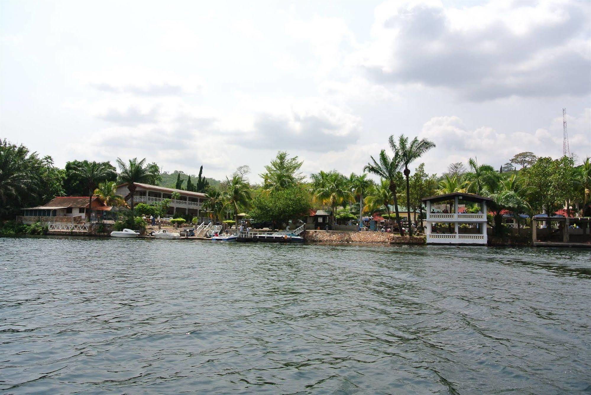 Akosombo Continental Hotel Dış mekan fotoğraf