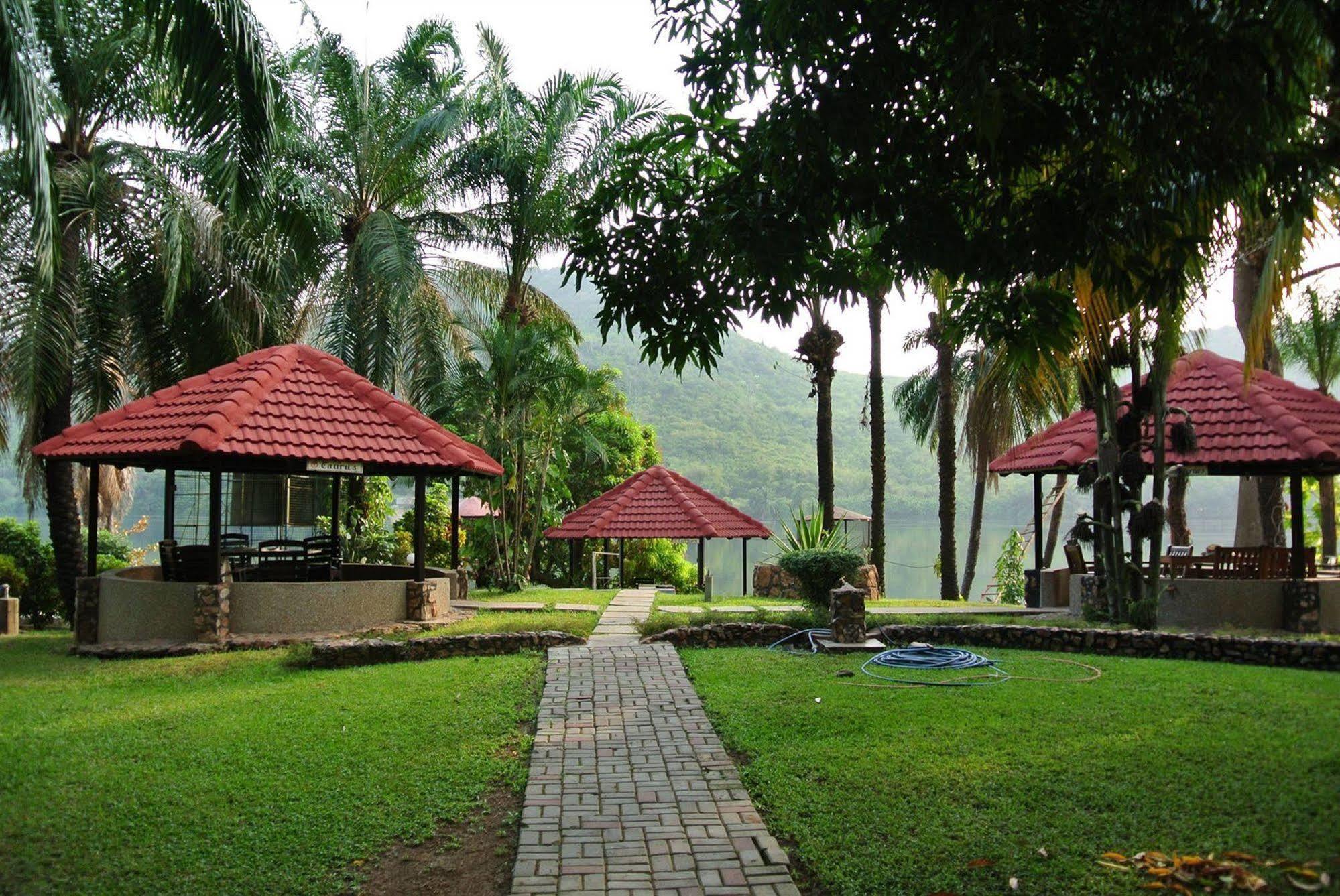 Akosombo Continental Hotel Dış mekan fotoğraf
