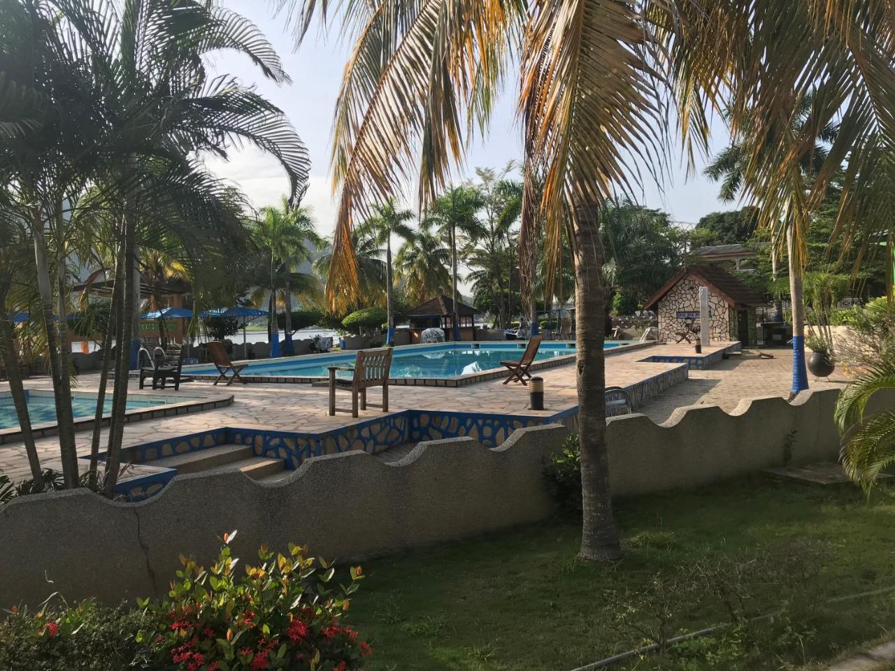 Akosombo Continental Hotel Dış mekan fotoğraf